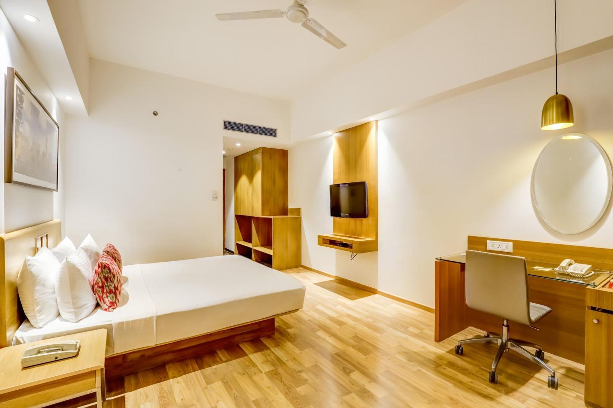 Lemon Tree Hotel Whitefield, Bengaluru Екстериор снимка